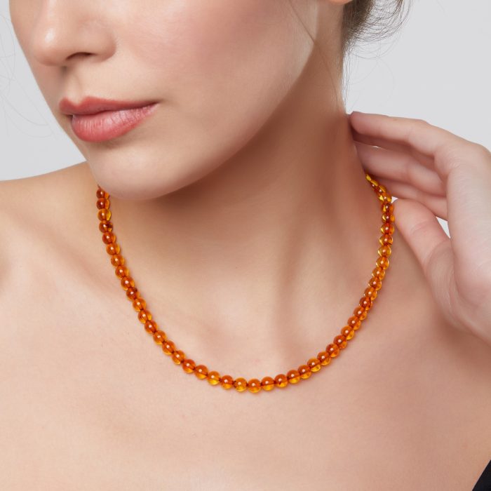 797A3605-min Amber Necklace - Round Beads BAN010 - Image 3
