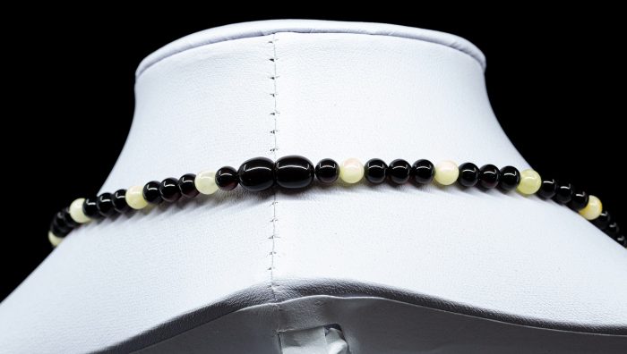 4 Amber Necklace - Mandarin Kolje Necklace MAN004 - Image 4
