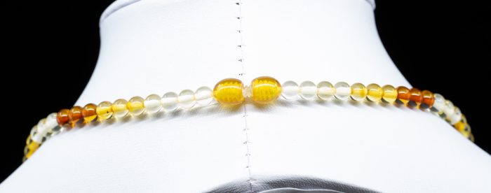 4-min Amber Necklace - Mandarin Kolje Necklace MAN009 - Image 4