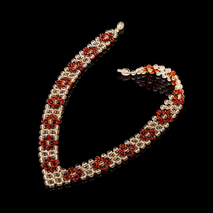 DS_1012-min Amber Necklace - Braided V-Shape Faceted Beads MUN002 - Image 3