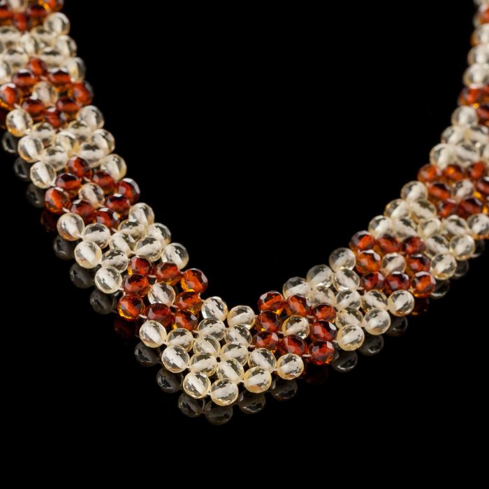DS_1014-min Amber Necklace - Braided V-Shape Faceted Beads MUN002 - Image 2